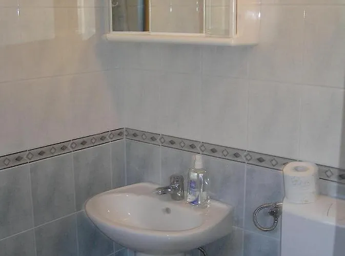 With Parking Space Orebic, Peljesac - 10096