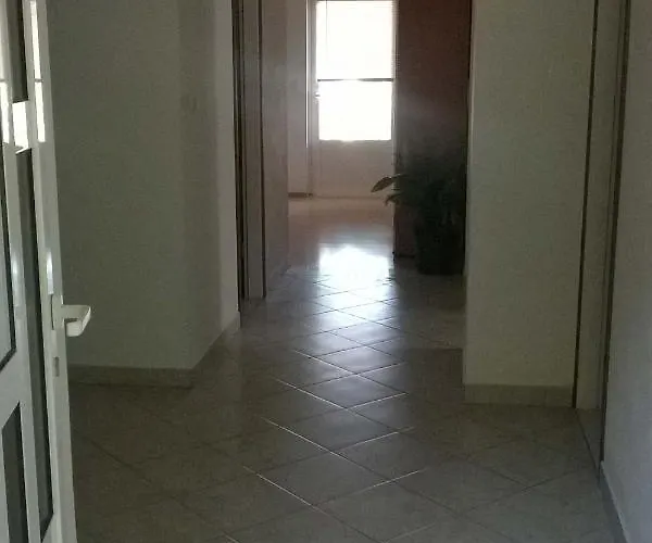 With Parking Space Orebic, Peljesac - 10096 * אורביץ